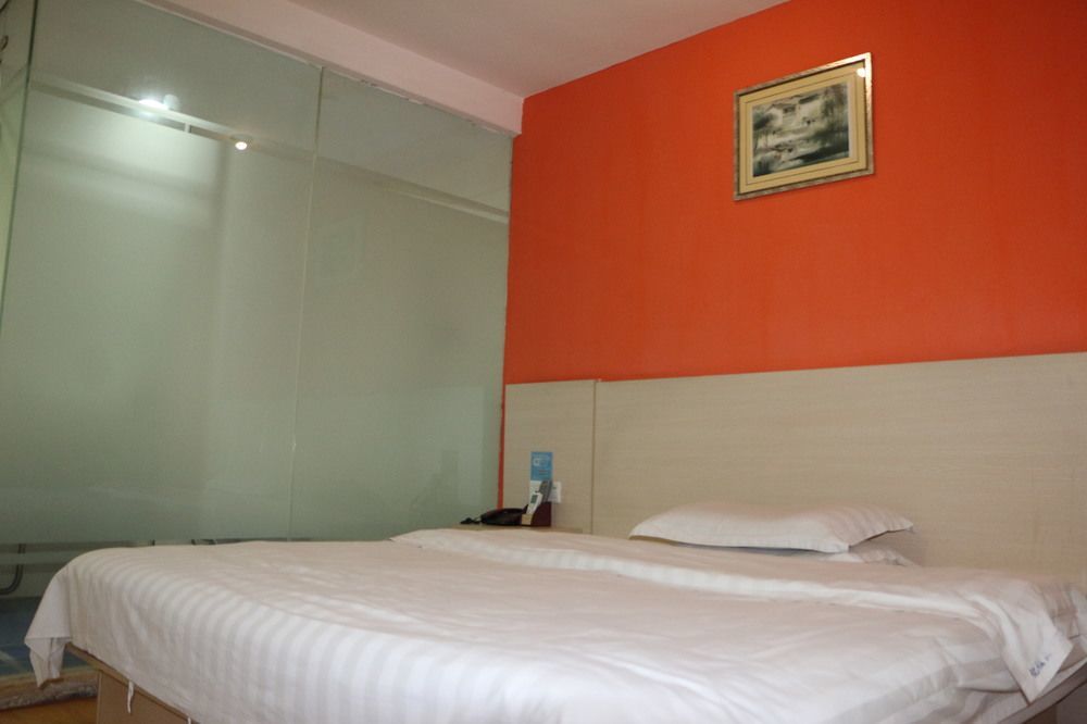 Yixin Business Hotel 광저우 외부 사진
